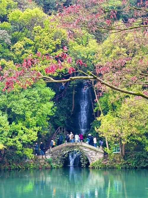 杭州最流行的交友平台_杭州旅行交友推荐_杭州交友俱乐部